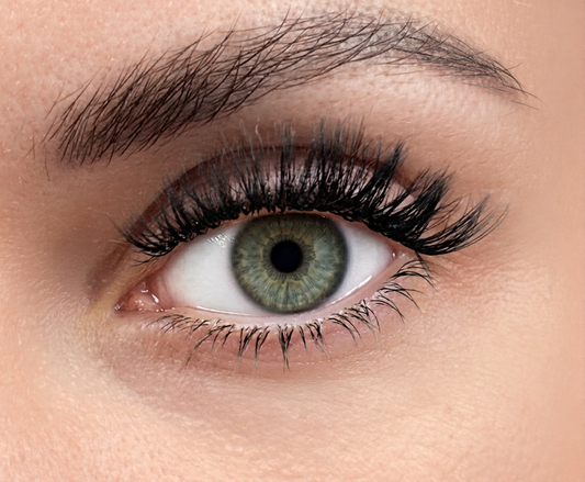 Model wearing Get Fluffed Level 4 After Dark press on cluster lashes in Auckland NZ